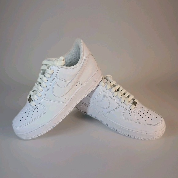 Nike Air Force 1 One Low Triple White '07 Men's Retro Classic Size 8.5